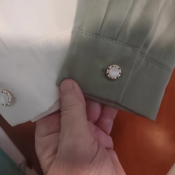 Ladies Blouse, Korean Brand "Colorful Feathers" Sage & White, size L  or S - Picture 6 of 10